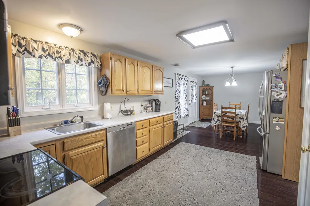 12 Sherburne Drive Raymond NH 03077