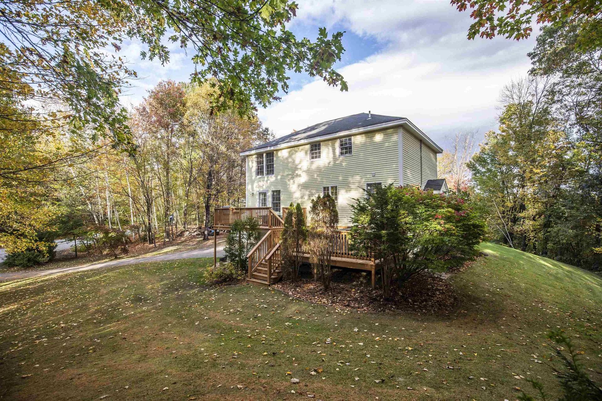 12 Sherburne Drive Raymond NH 03077
