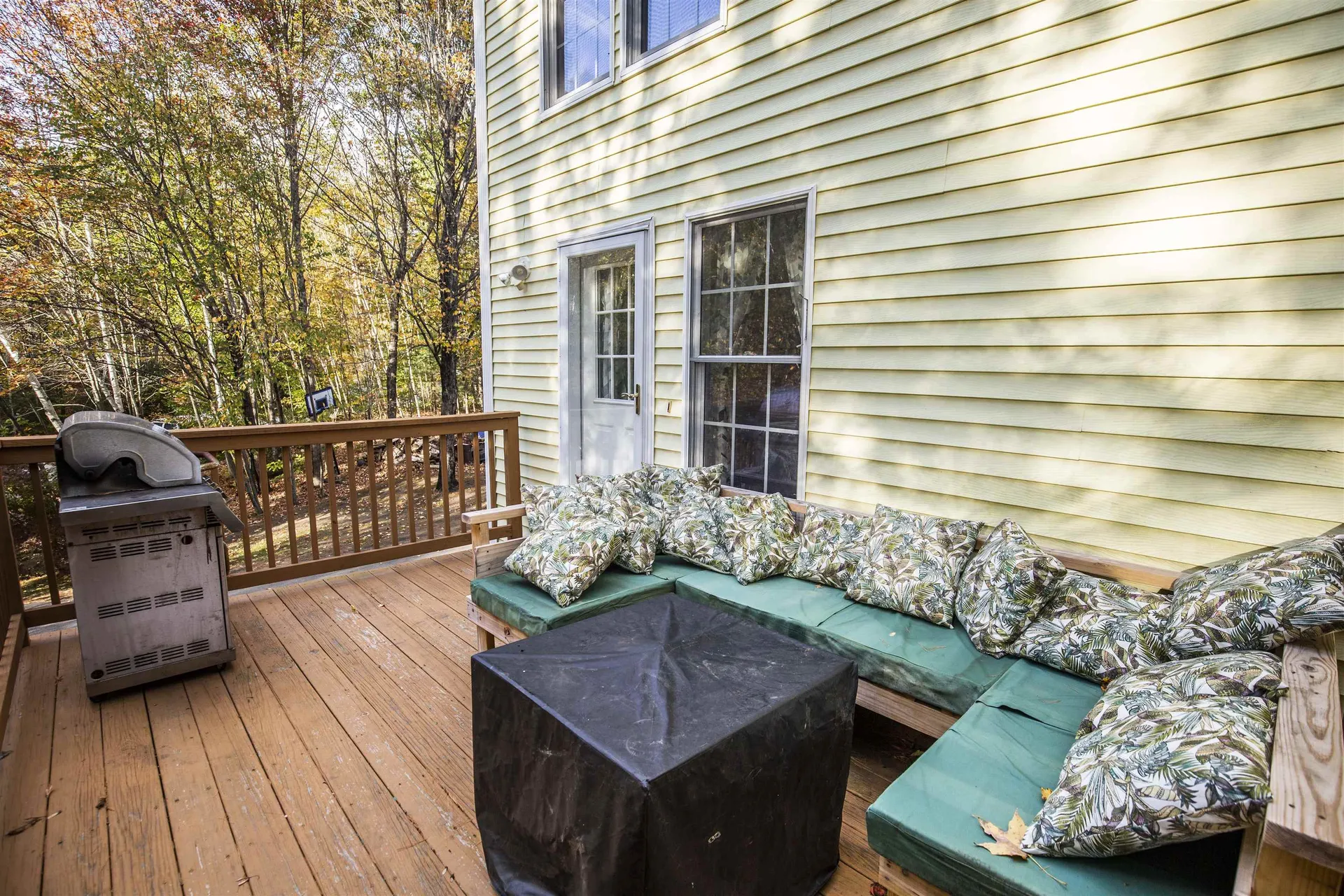 12 Sherburne Drive Raymond NH 03077