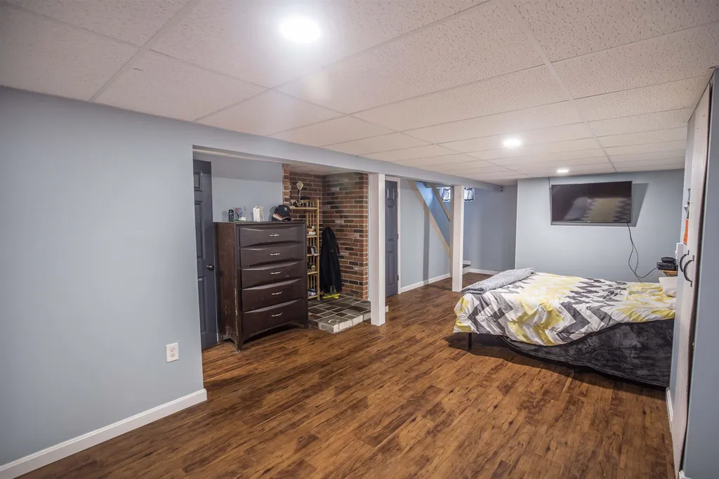 57 Dickinson Road Keene NH 03431