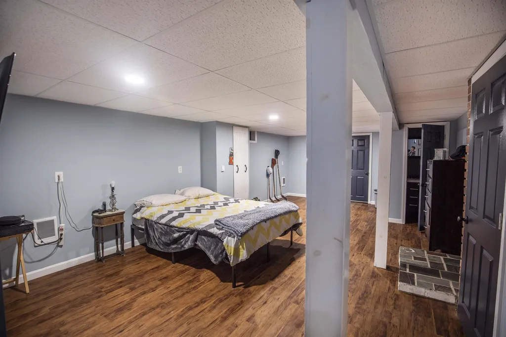 57 Dickinson Road Keene NH 03431