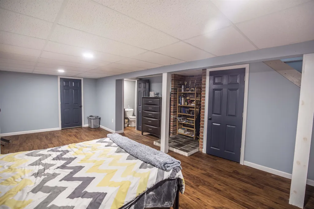 57 Dickinson Road Keene NH 03431