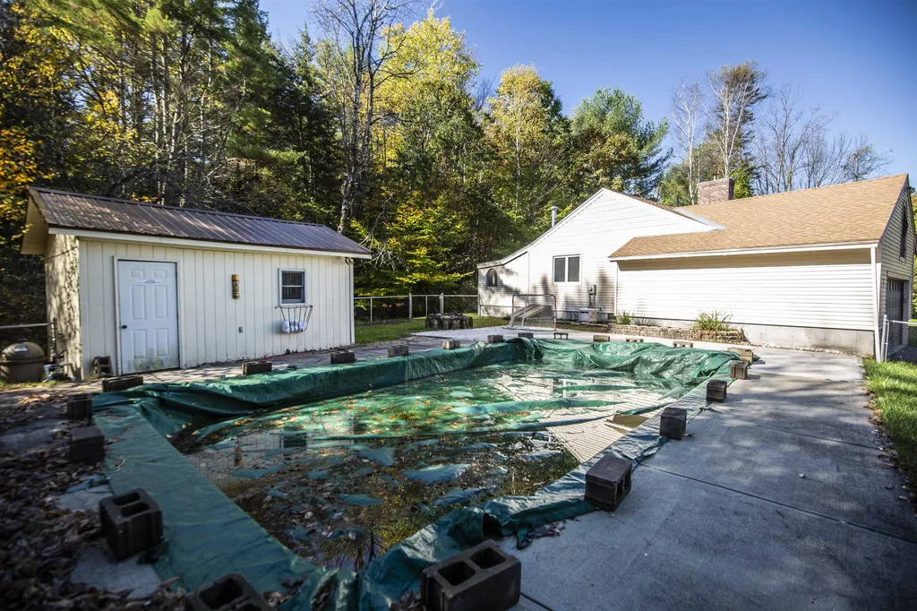57 Dickinson Road Keene NH 03431