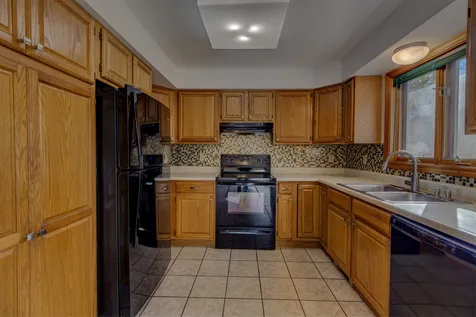 44 Winter Street Lebanon NH 03766
