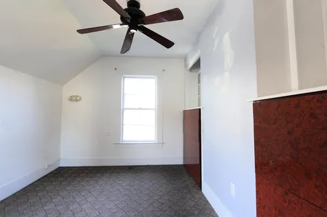 88 Clinton Avenue St. Johnsbury VT 05819