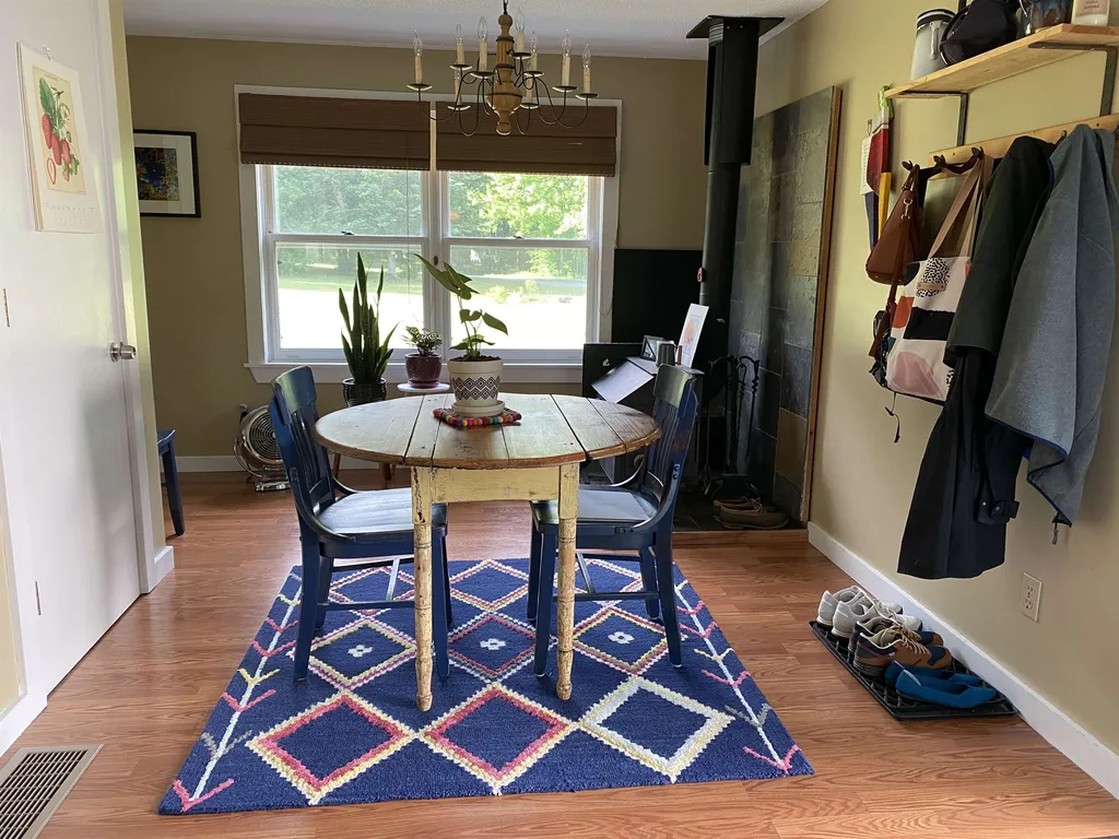 28 Pleasant Way Johnson VT 05656