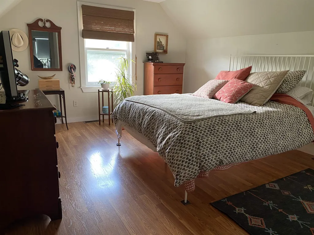 28 Pleasant Way Johnson VT 05656