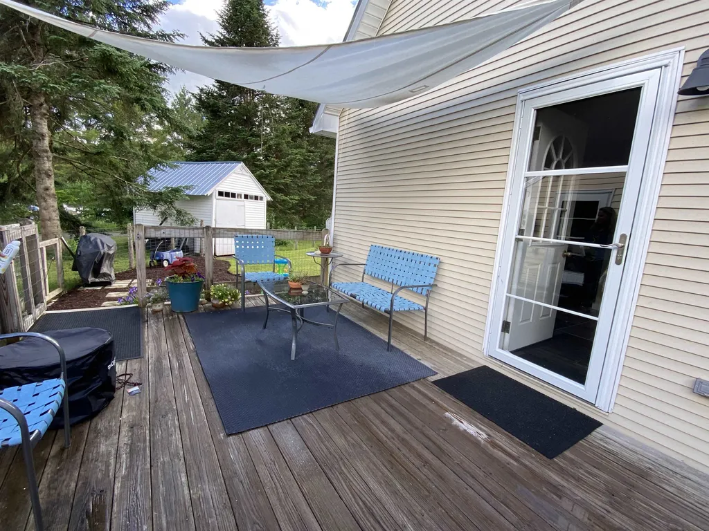 28 Pleasant Way Johnson VT 05656