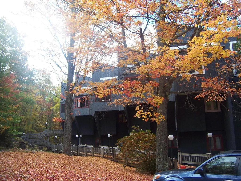 34 Weetamoo Trail Campton NH 03223