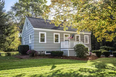 133 Brookdale Road Salem NH 03079