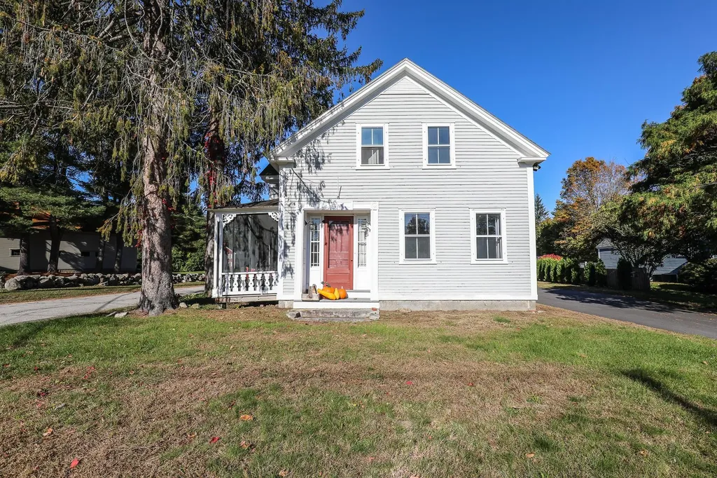 17 Carriage Road Amherst NH 03031