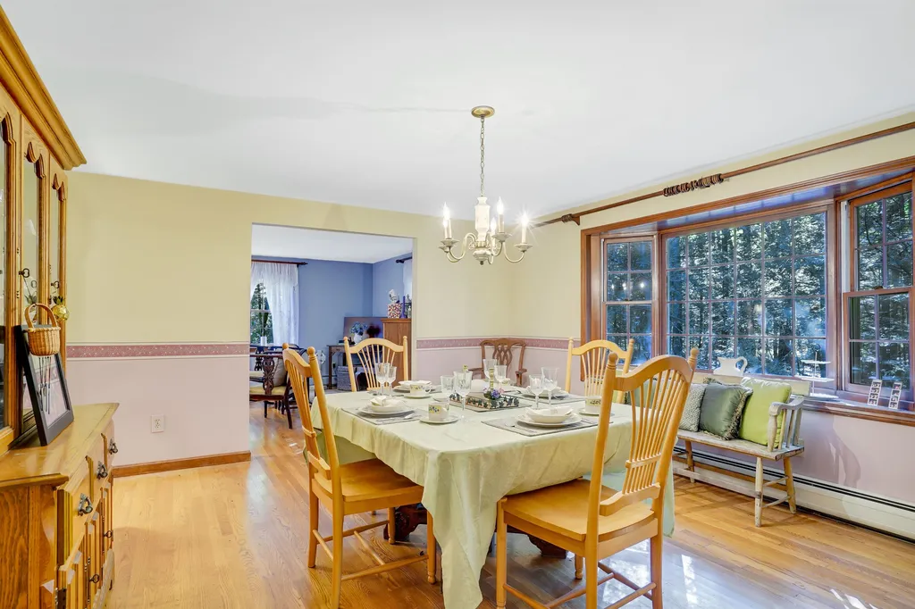 16 Northrup Drive Brentwood NH 03833