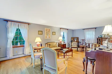 16 Northrup Drive Brentwood NH 03833