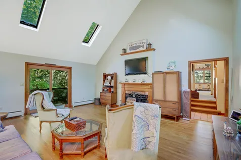 16 Northrup Drive Brentwood NH 03833