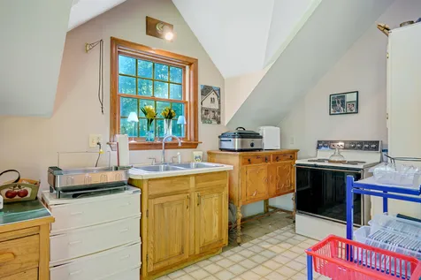 16 Northrup Drive Brentwood NH 03833