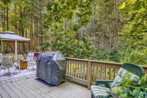 16 Northrup Drive Brentwood NH 03833