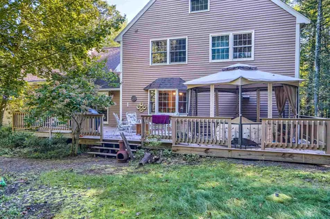 16 Northrup Drive Brentwood NH 03833