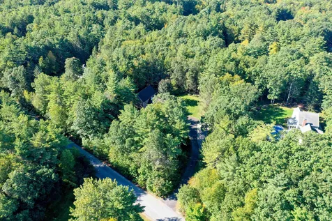 16 Northrup Drive Brentwood NH 03833