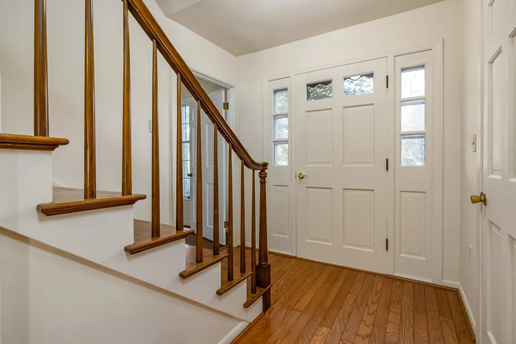 56 Airport Road Newington NH 03801