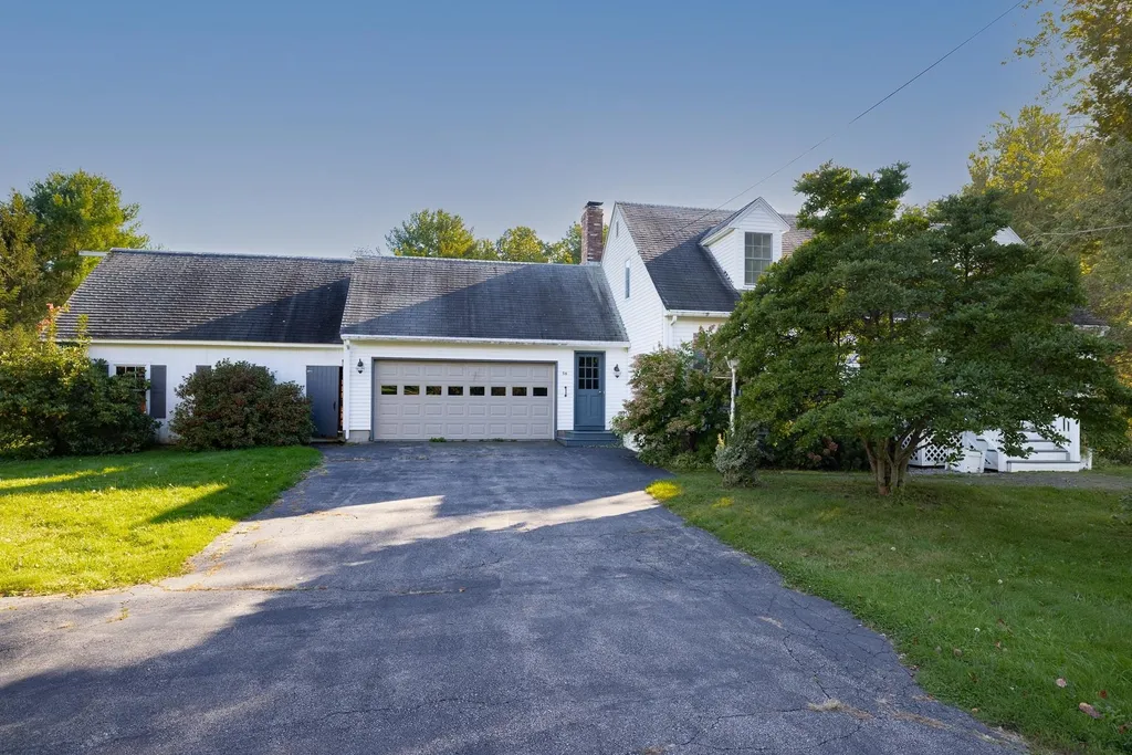 56 Airport Road Newington NH 03801
