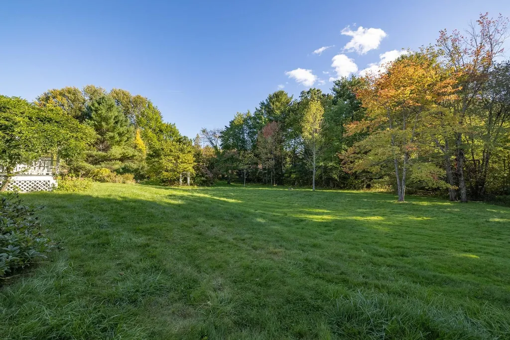 56 Airport Road Newington NH 03801