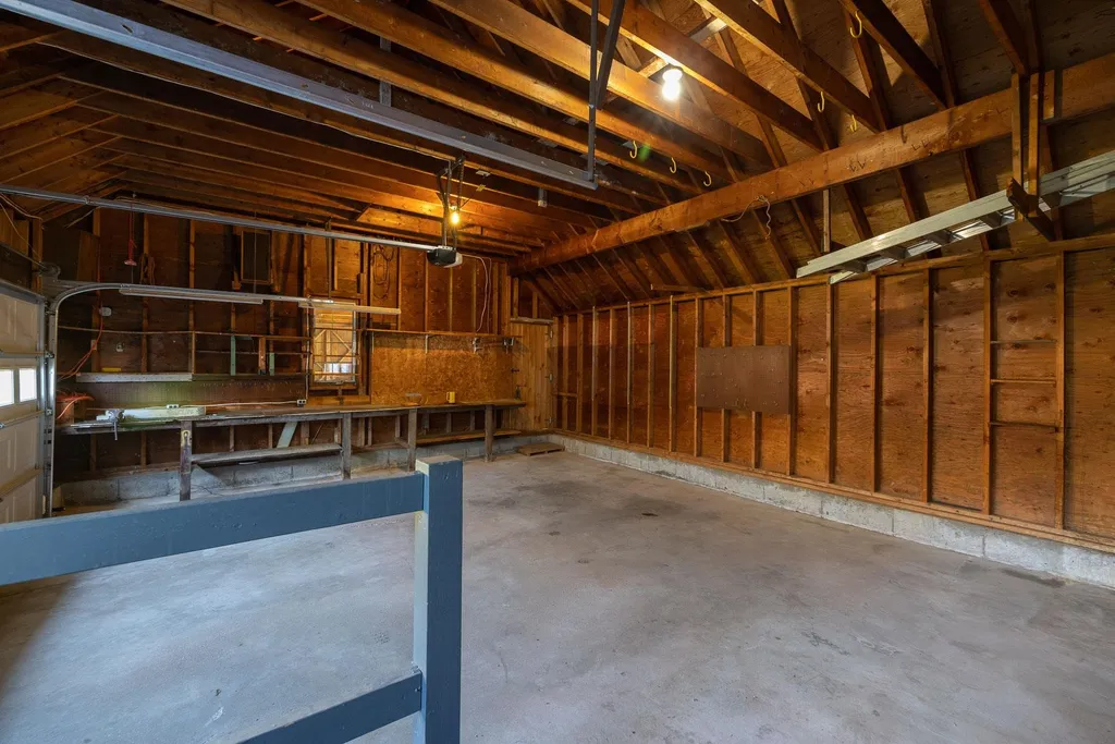 56 Airport Road Newington NH 03801