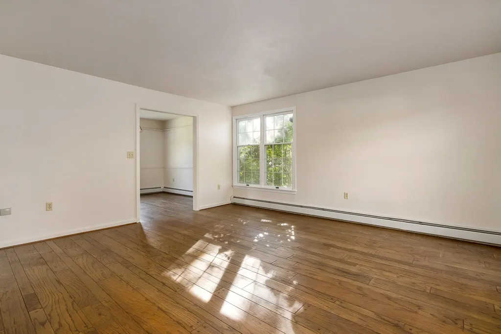 56 Airport Road Newington NH 03801