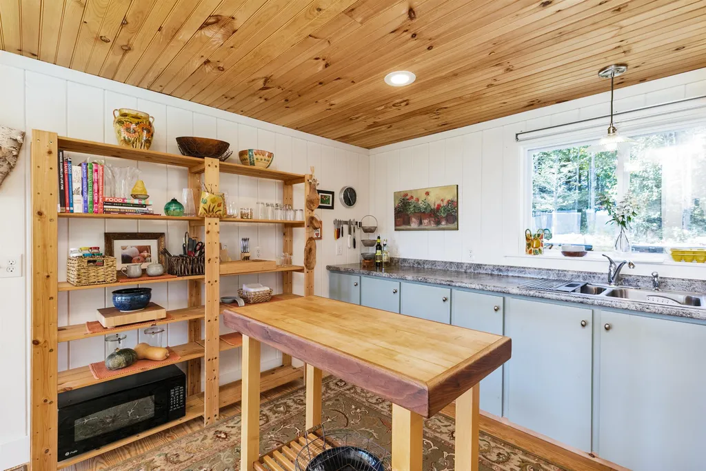 660 Ellsworth Hill Road Campton NH 03223