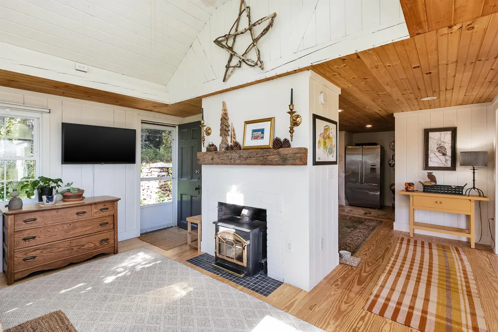 660 Ellsworth Hill Road Campton NH 03223