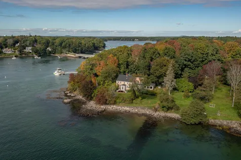 6 Follett Lane Kittery ME 03905