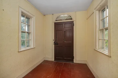 6 Follett Lane Kittery ME 03905