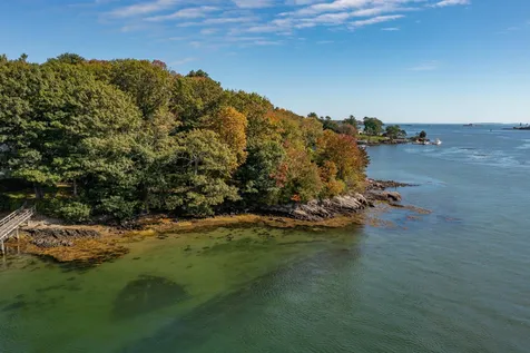 6 Follett Lane Kittery ME 03905