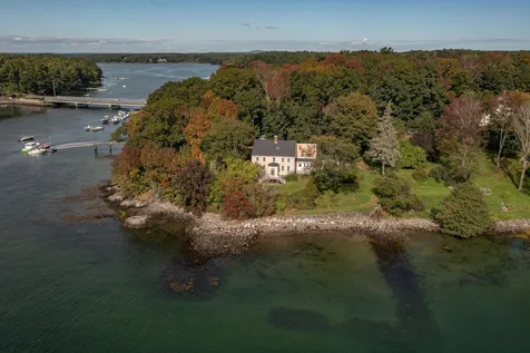 6 Follett Lane Kittery ME 03905