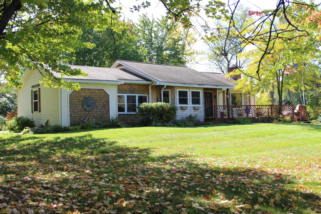 586 Bridge Road North Hero VT 05474