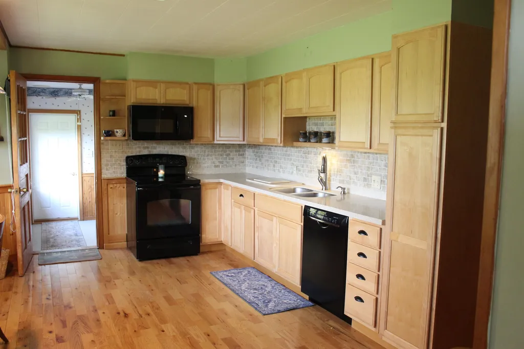 586 Bridge Road North Hero VT 05474