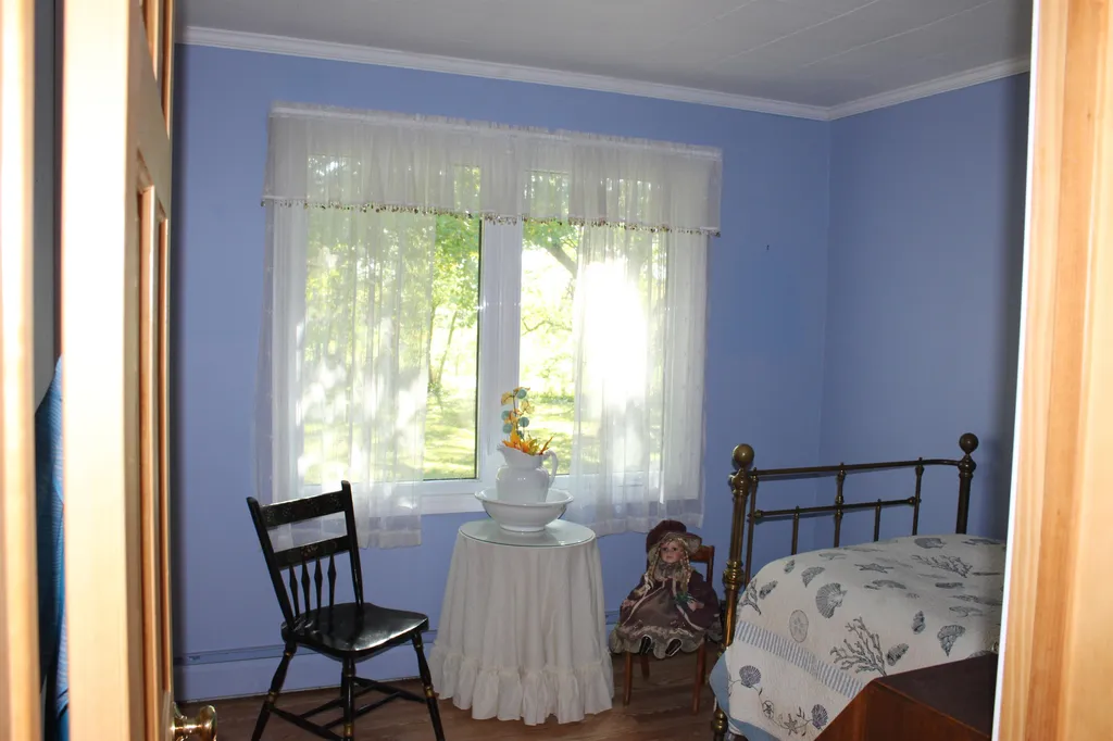 586 Bridge Road North Hero VT 05474