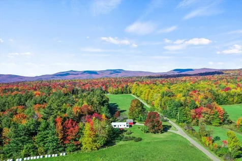 15 Ardis Lane Landgrove VT 05148
