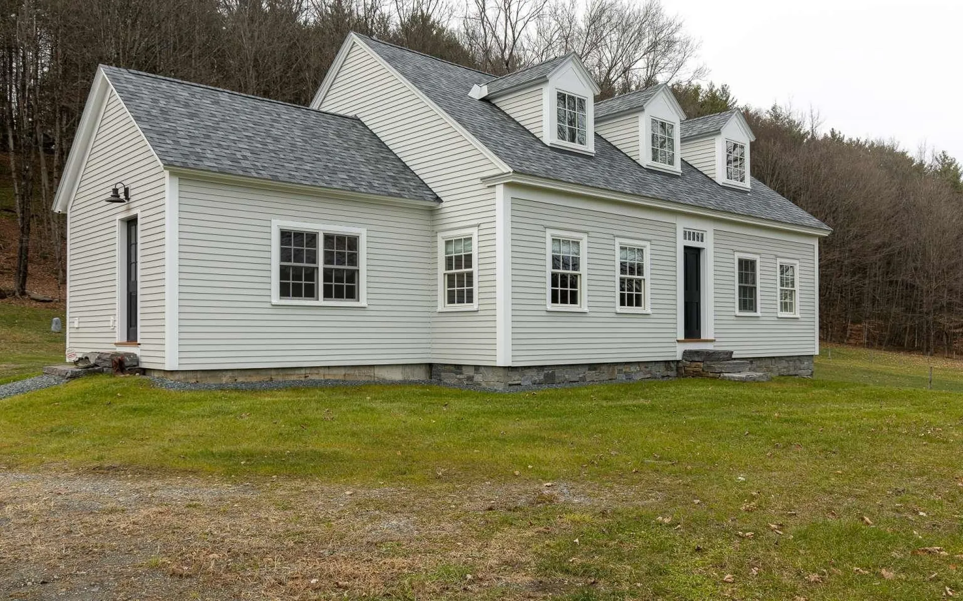 16 Spring Hill Road Putney VT 05346