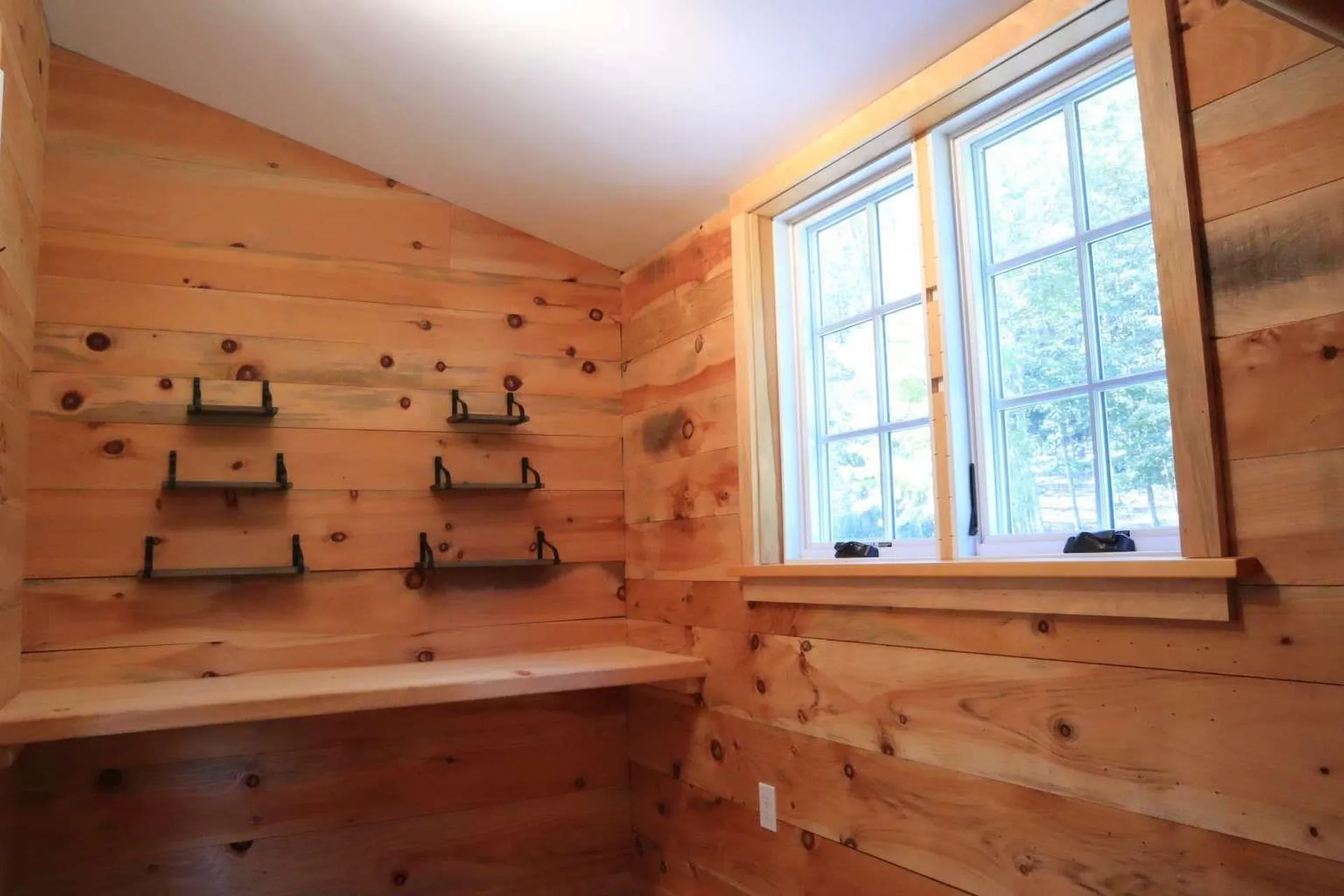 16 Spring Hill Road Putney VT 05346