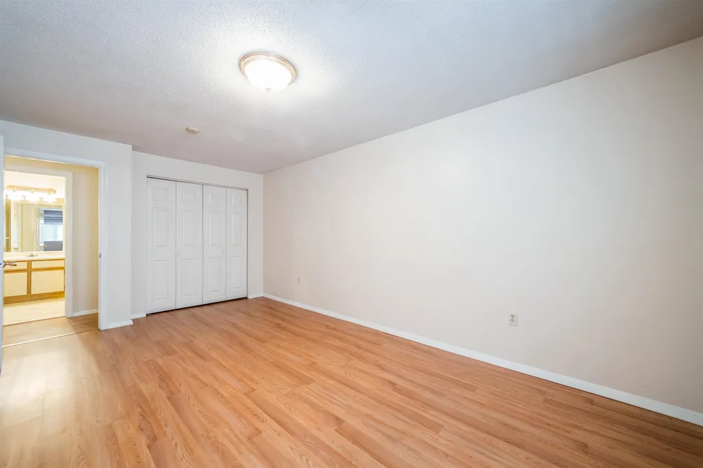 17 Blackstone Drive Nashua NH 03063
