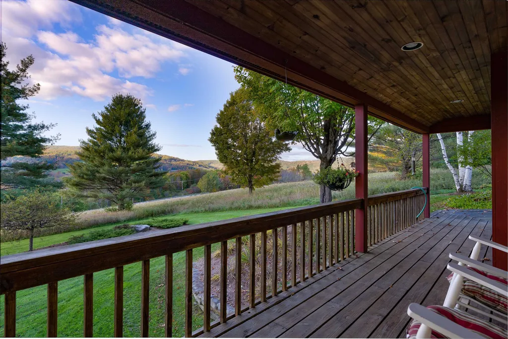 193 Chester Arthur Road Hartford VT 05059