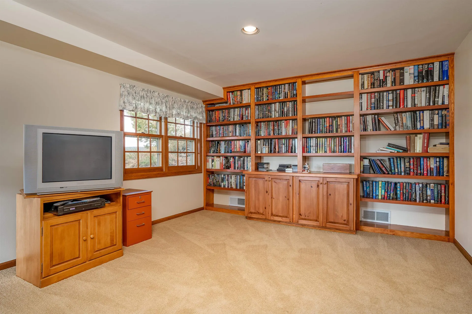 193 Chester Arthur Road Hartford VT 05059
