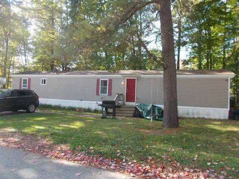 24 Limestone Lane Rochester NH 03867