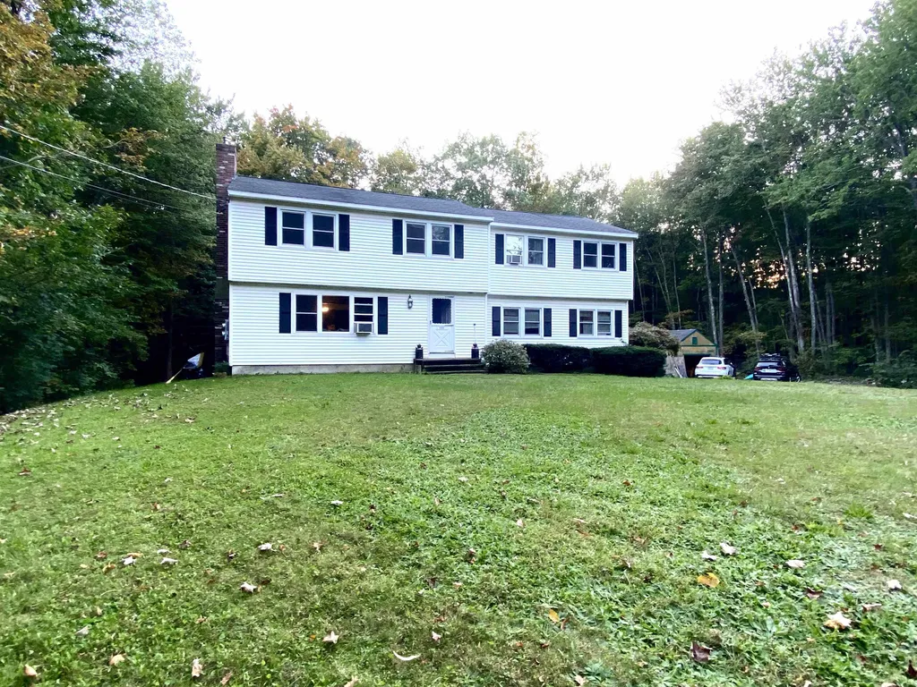 89 Dearborn Road Greenland NH 03840