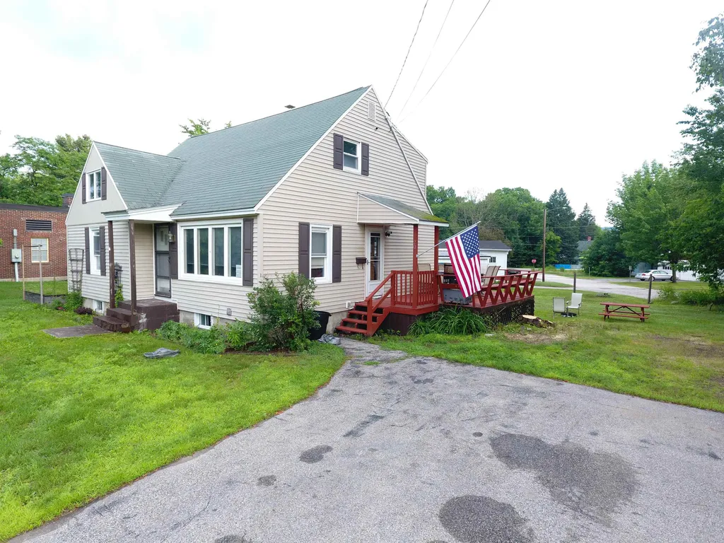 20 Lancaster Road Gorham NH 03581