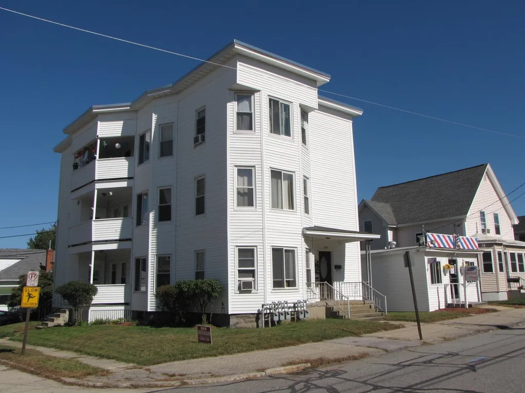 856 Somerville Street Manchester NH 03103