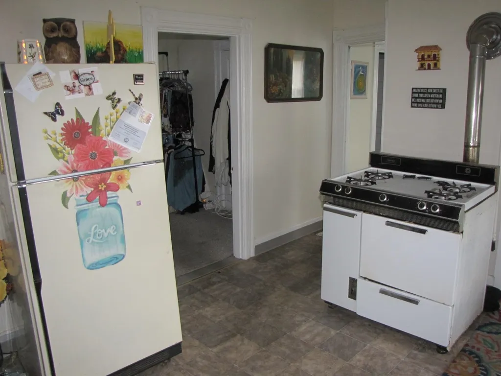 856 Somerville Street Manchester NH 03103