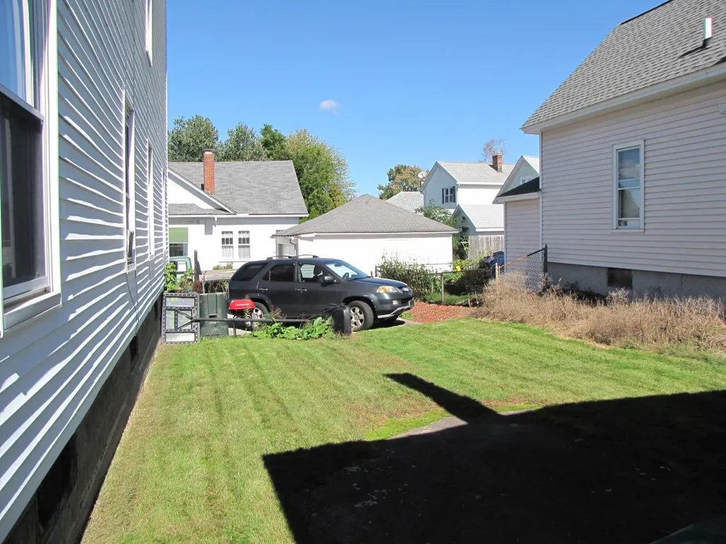 856 Somerville Street Manchester NH 03103
