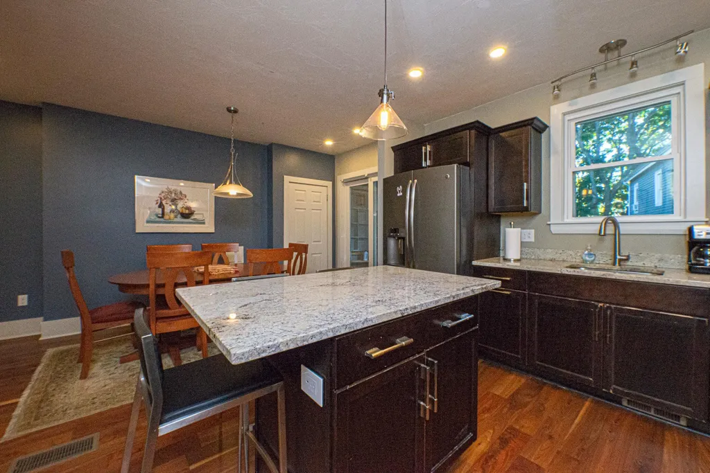2 Woodbury Avenue Portsmouth NH 03801