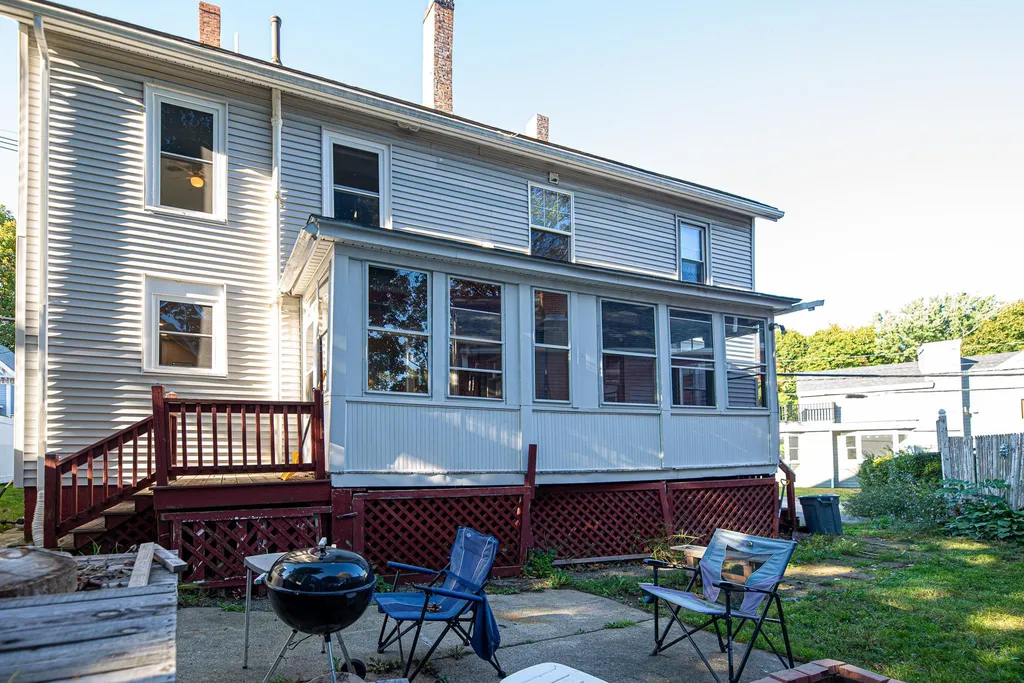 2 Woodbury Avenue Portsmouth NH 03801